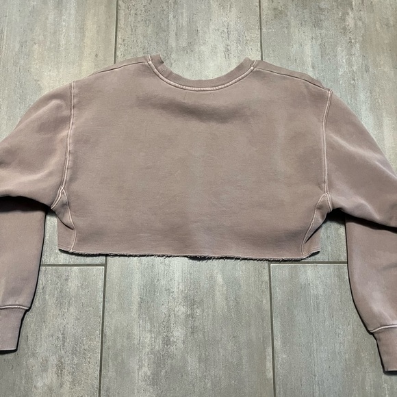 Mauve Cropped Sweater from Aritzia - Picture 2 of 3